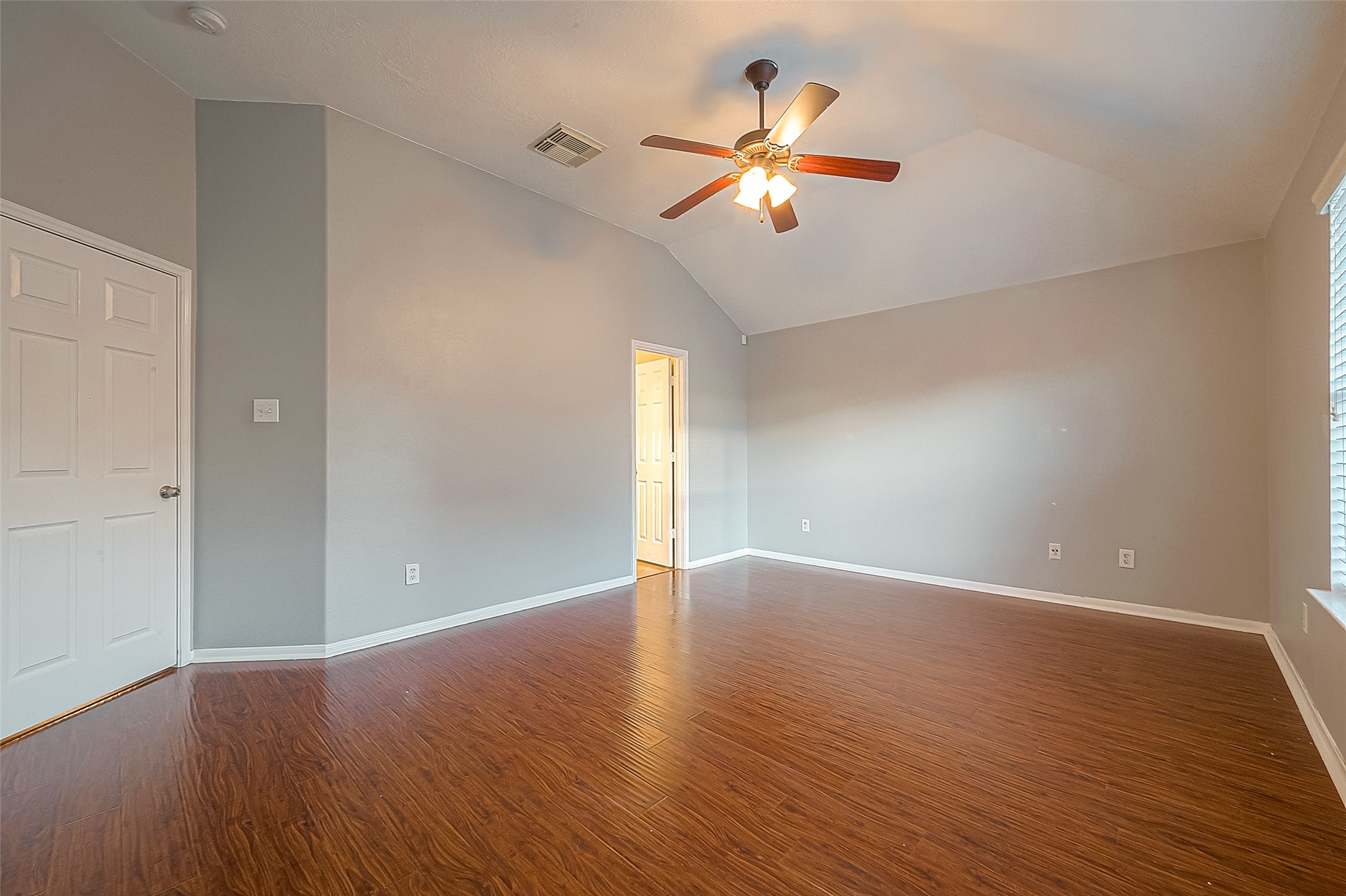 3214 Northgate Court Property Photo 14