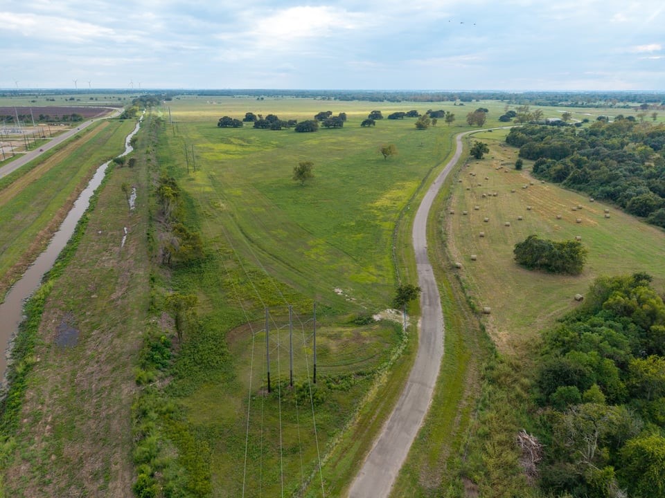 000 Private Road 719 Property Photo 6