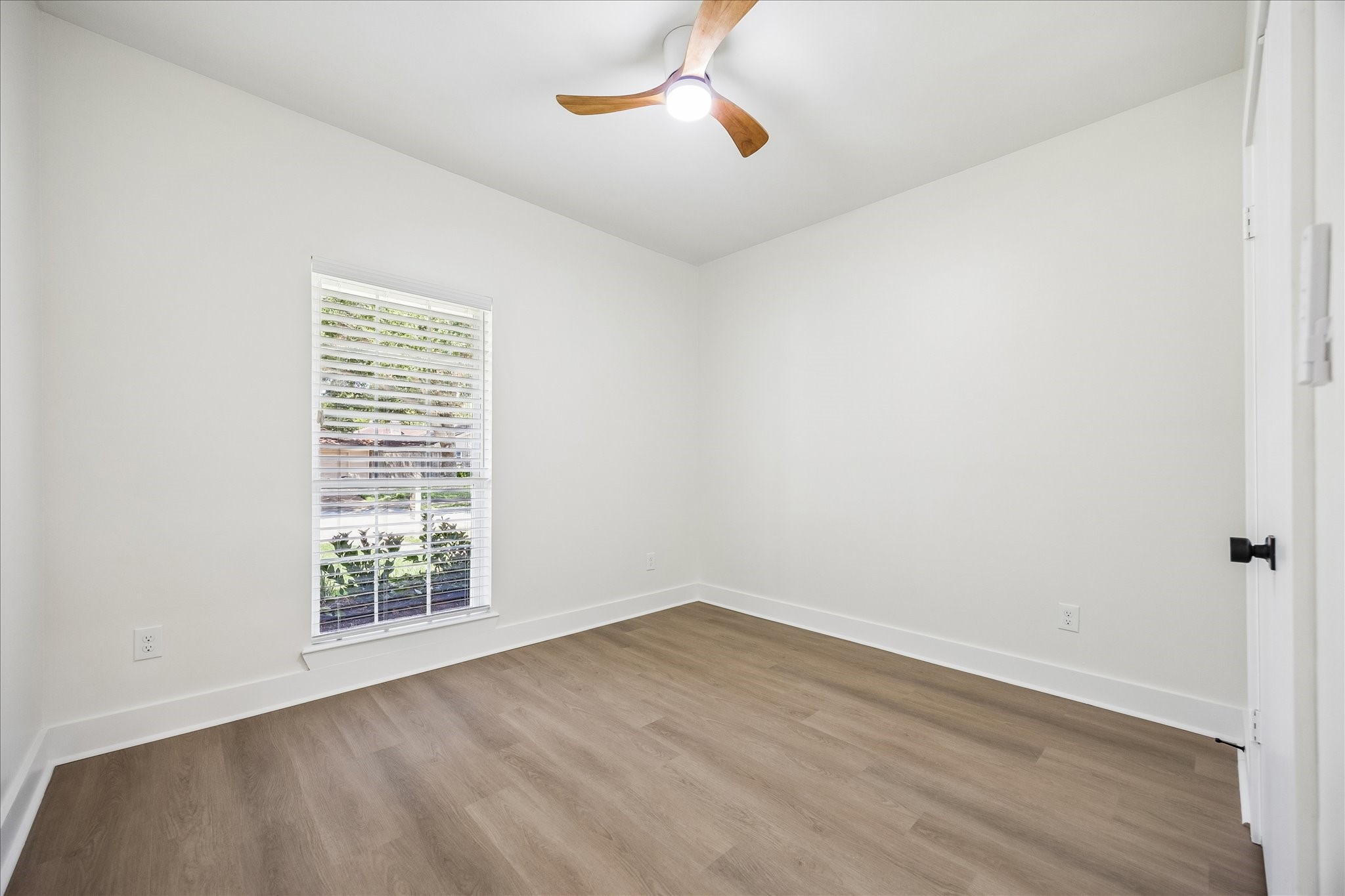 607 Blue Willow Drive Property Photo 22
