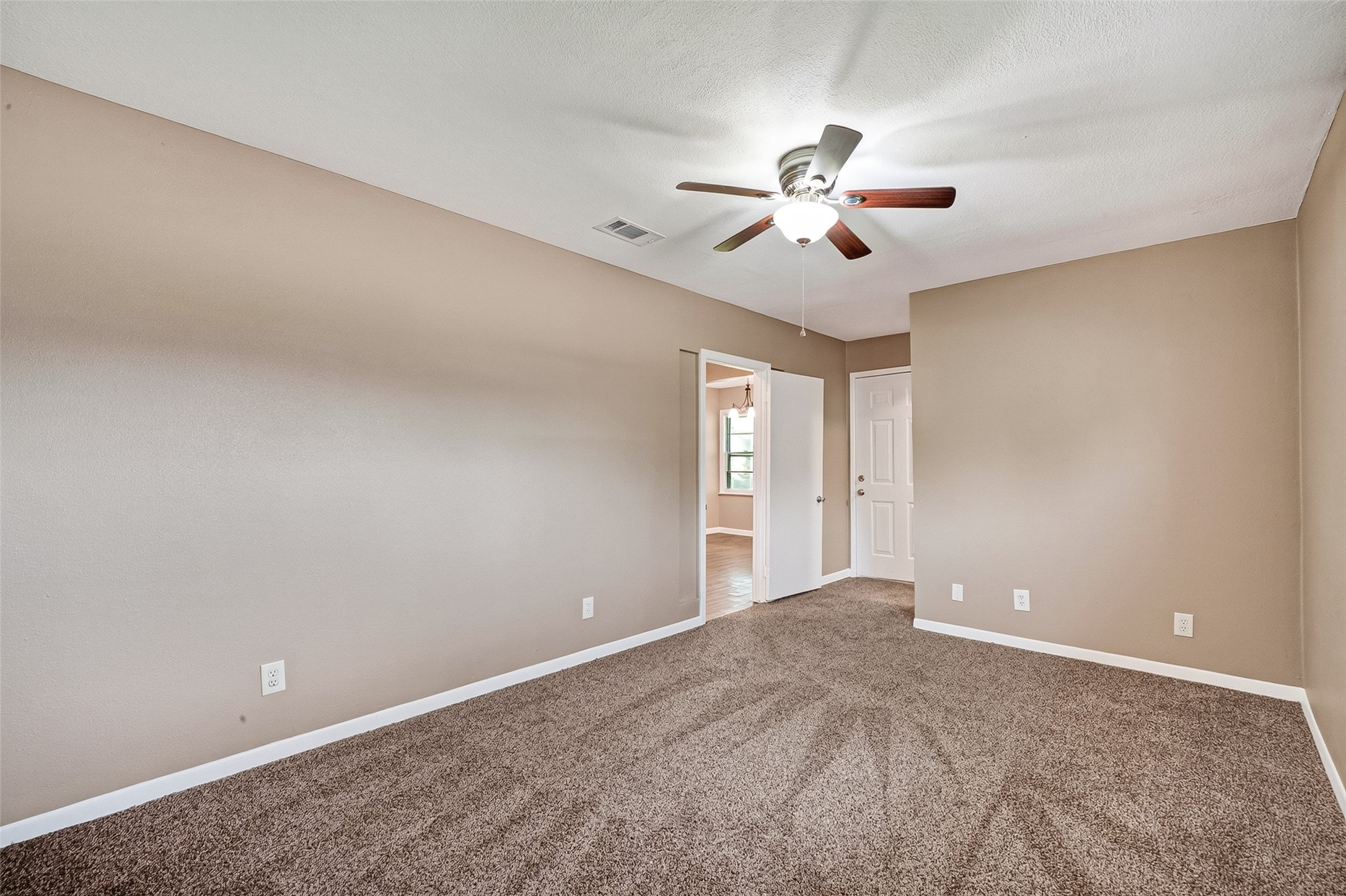 2013 Terrace Lane Property Photo 25