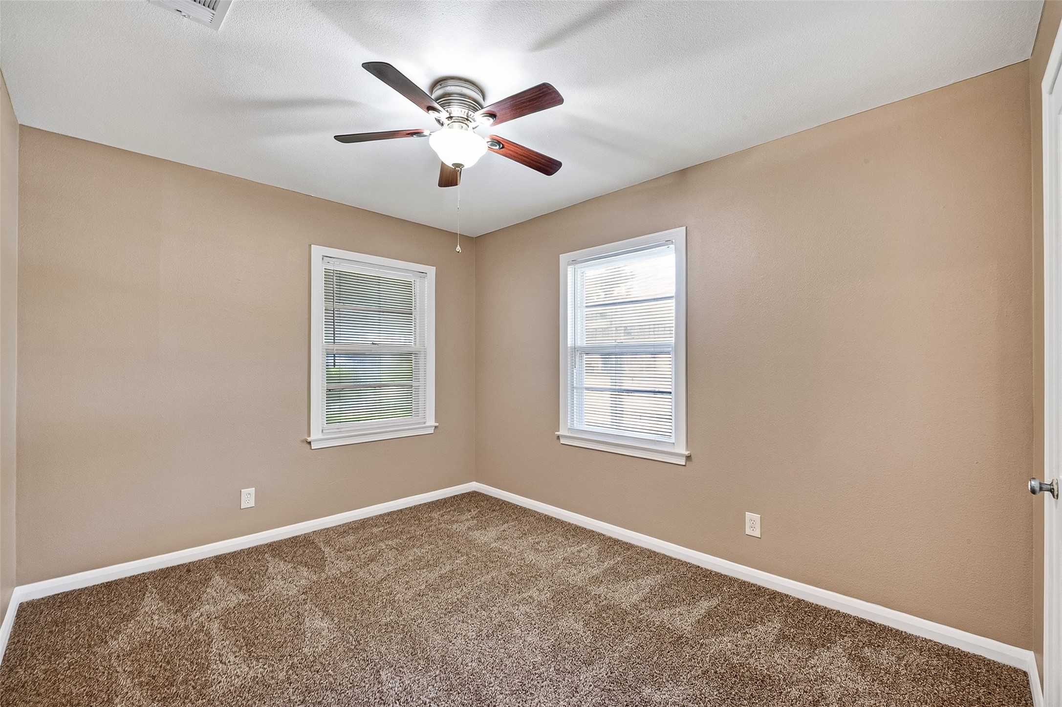 2013 Terrace Lane Property Photo 28