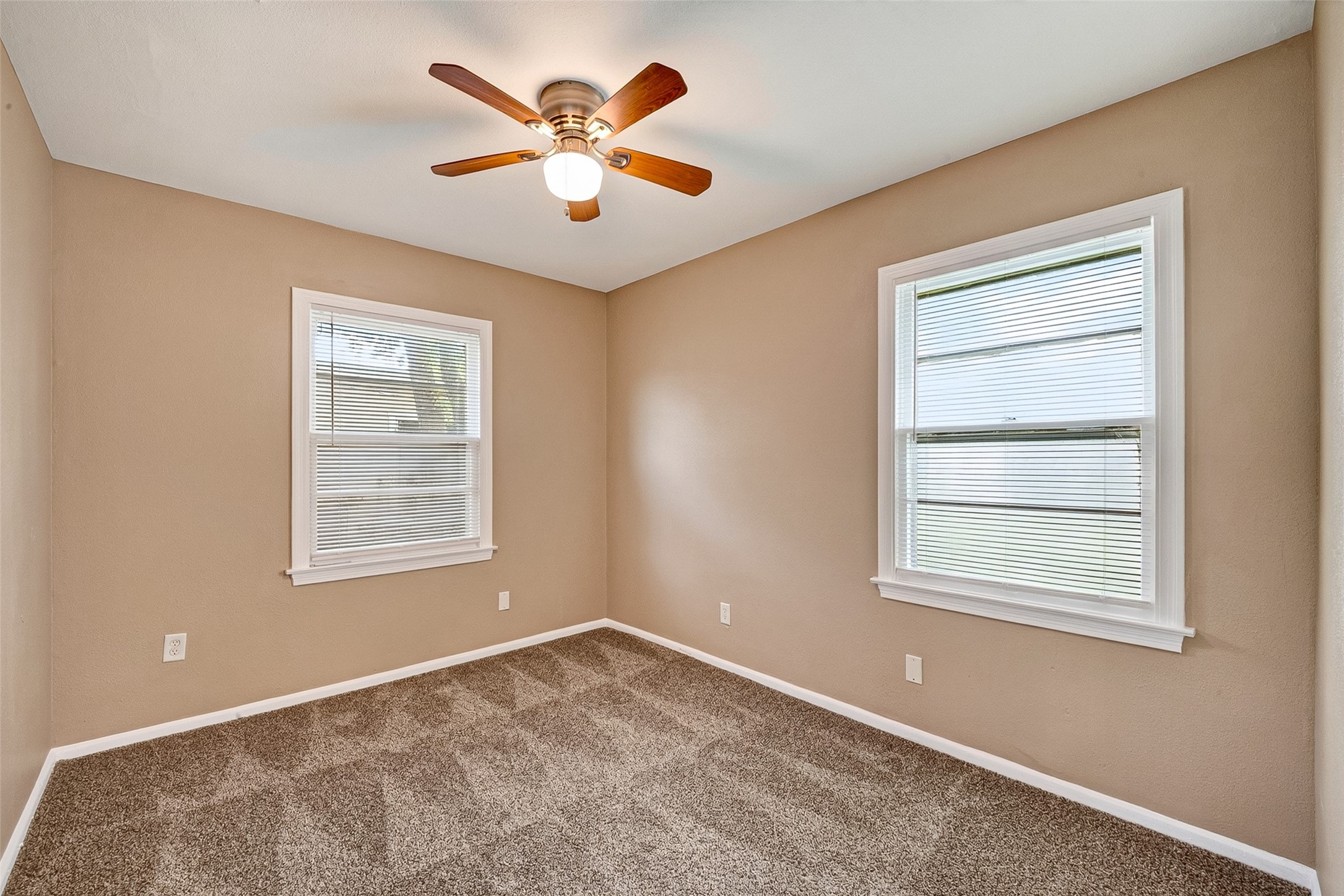 2013 Terrace Lane Property Photo 34