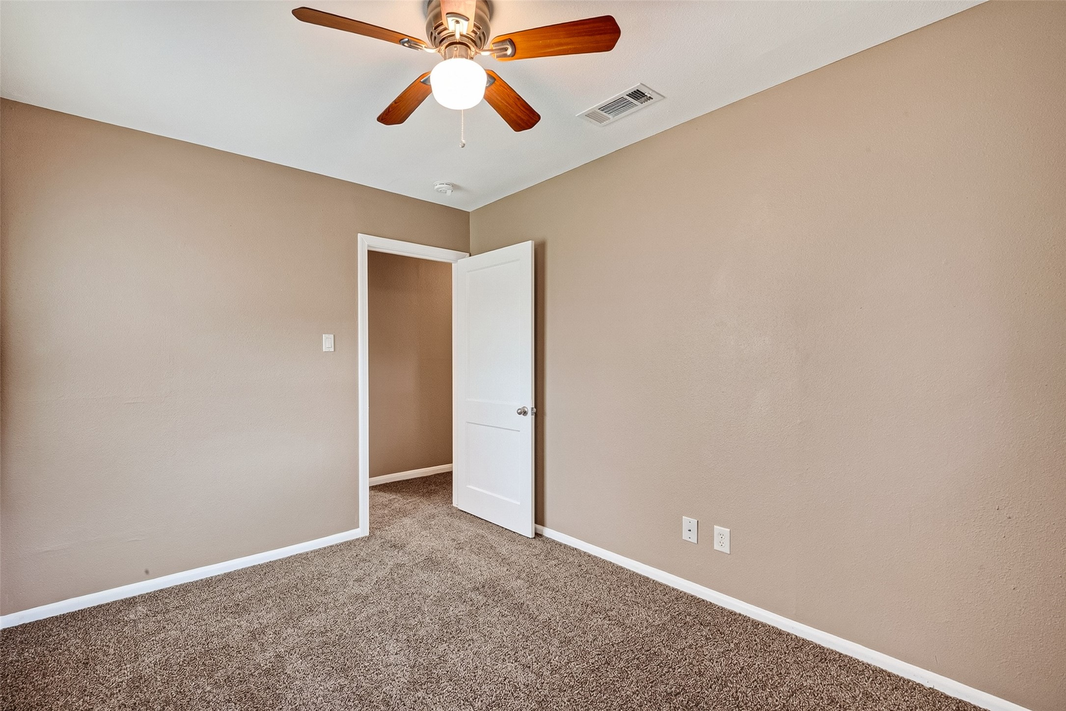 2013 Terrace Lane Property Photo 35