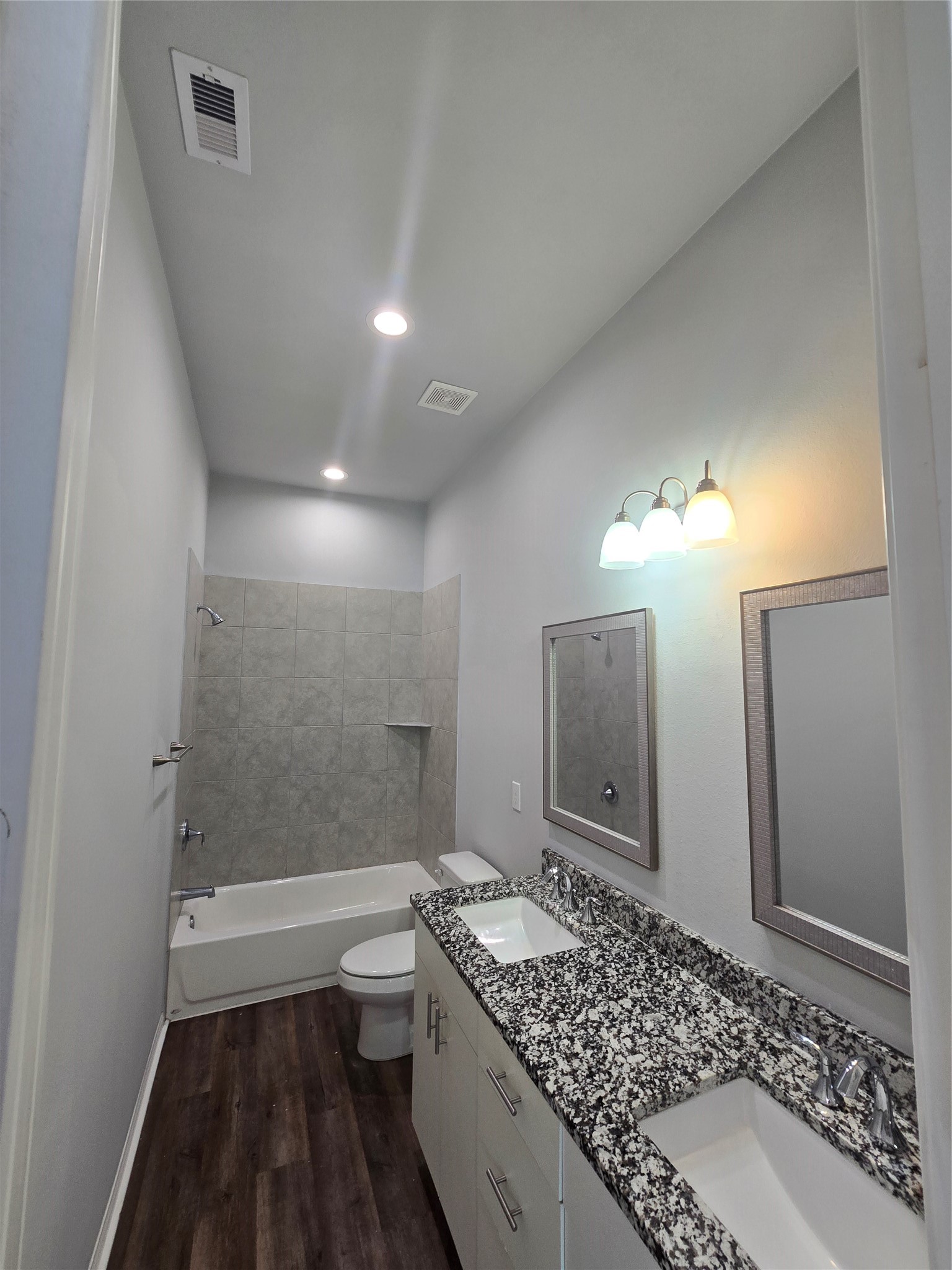 4902 Paradigm Lane Property Photo 18