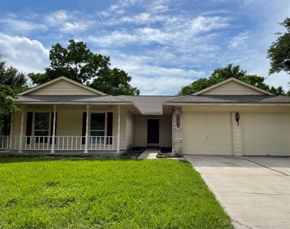 21311 Meadowhill Drive Property Photo 1
