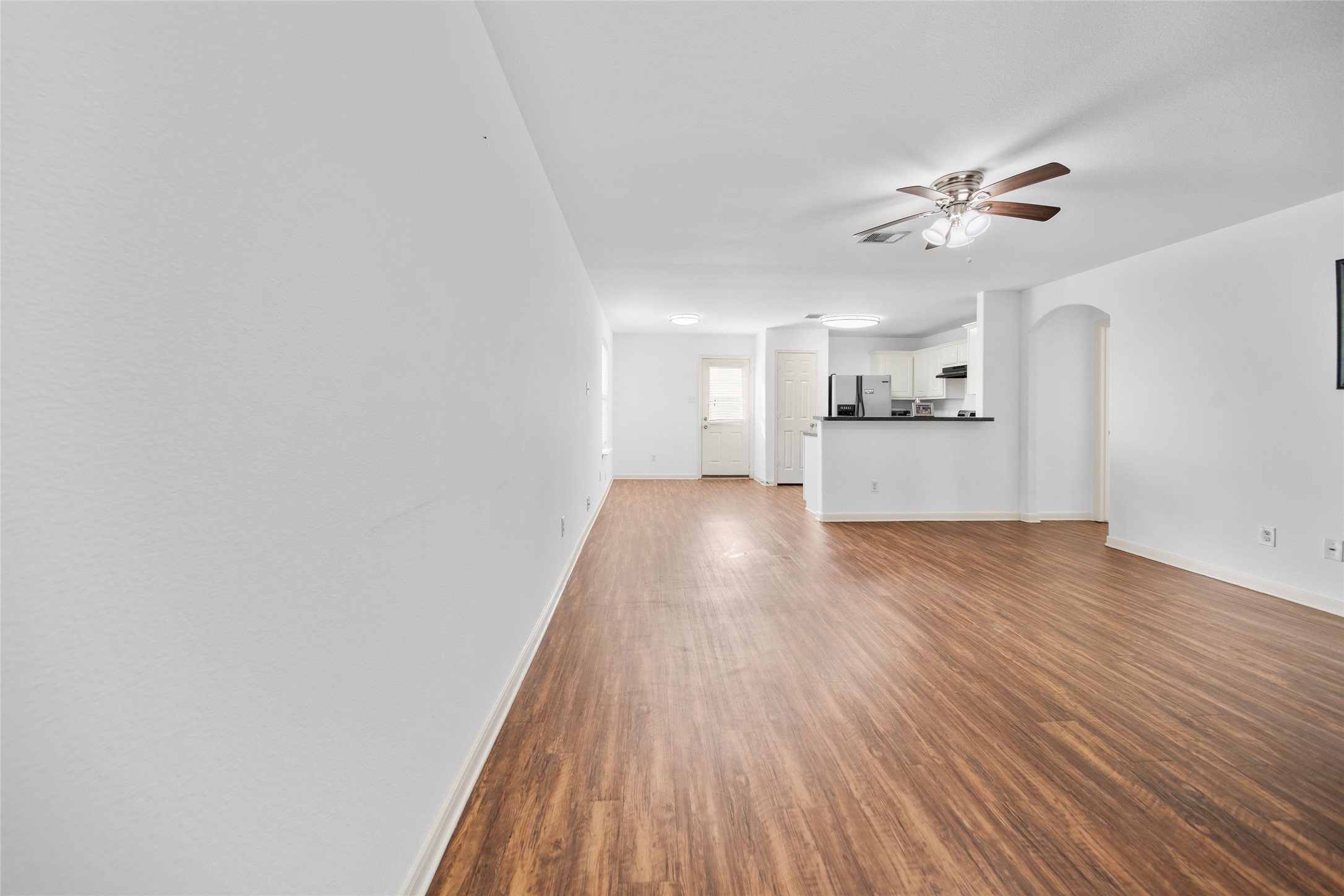 4627 Tulip Garden Ct Property Photo 2
