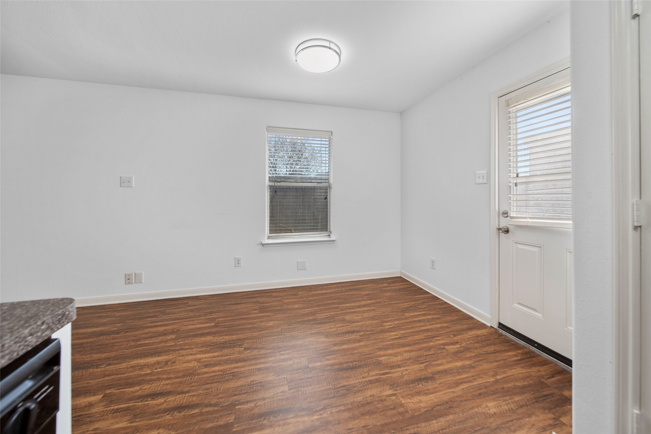4627 Tulip Garden Ct Property Photo 23