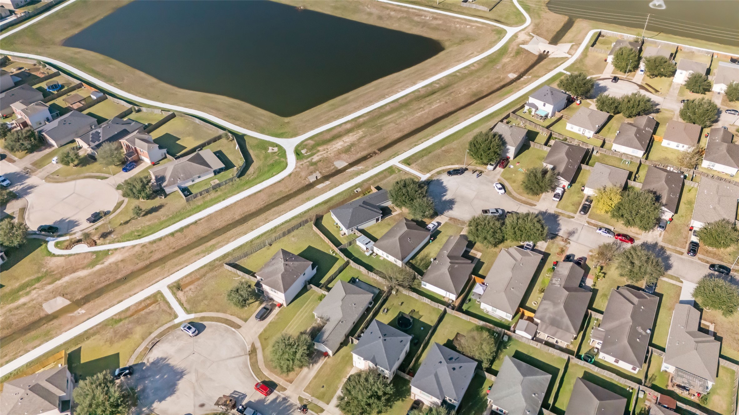 4627 Tulip Garden Ct Property Photo 30