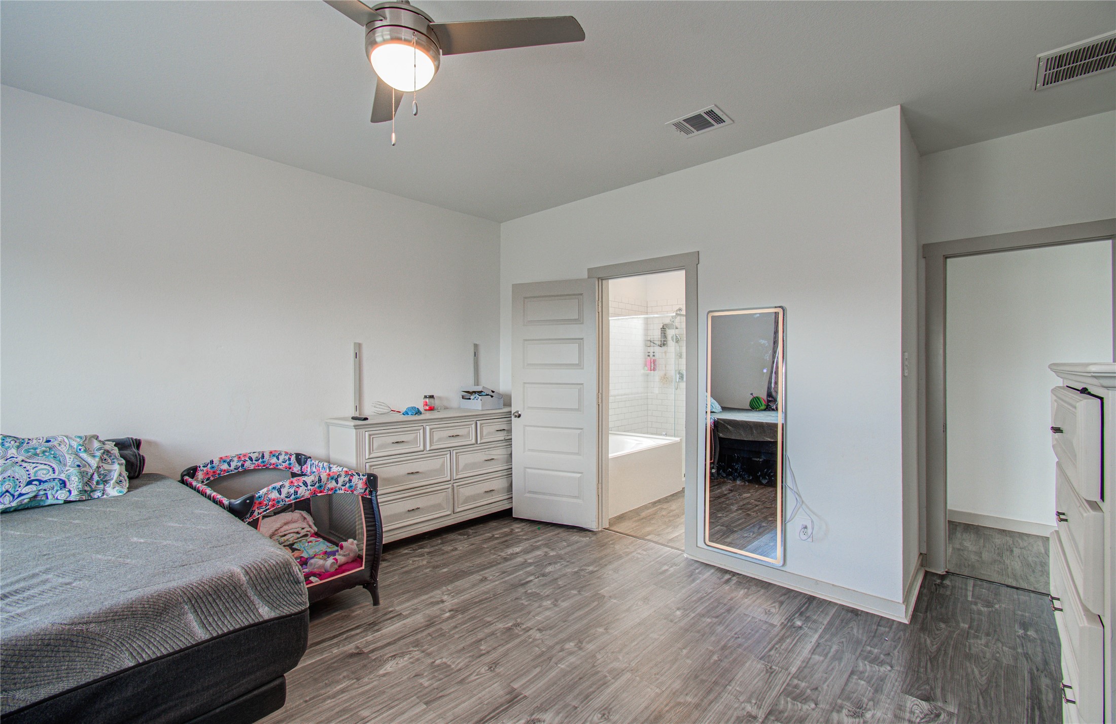 22 Desert Spring Lane Property Photo 18