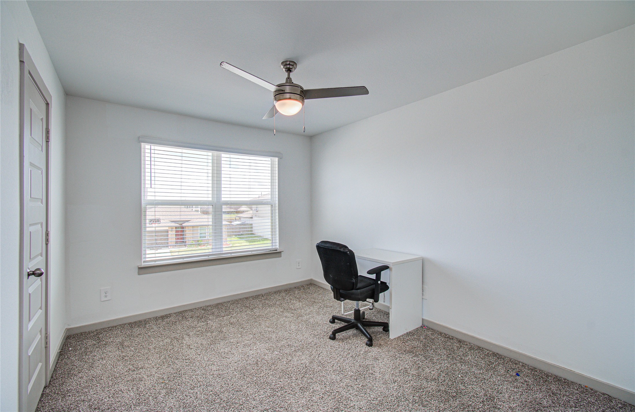 22 Desert Spring Lane Property Photo 29