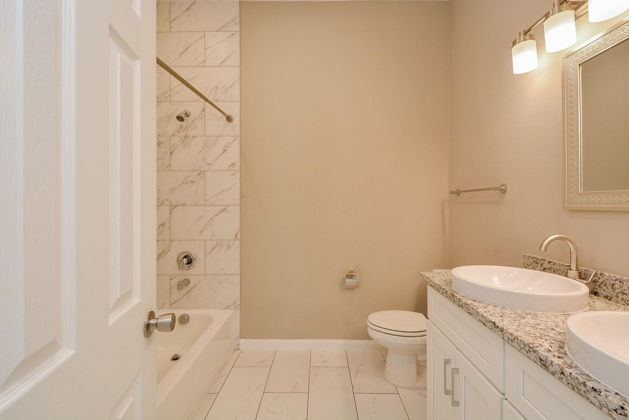3712 Easy Street A Property Photo 16