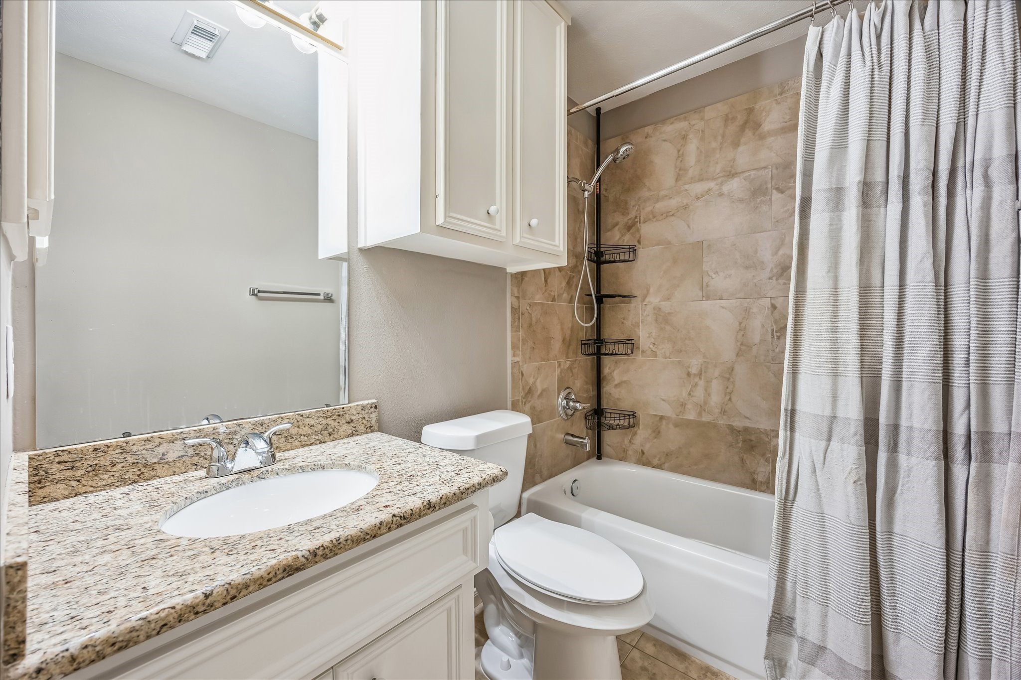 4443 Castle Court Place Property Photo 23
