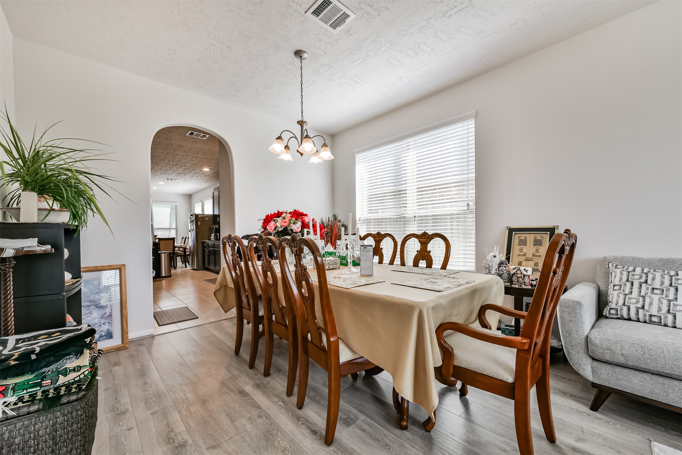 3806 Pantano Court Property Photo 6