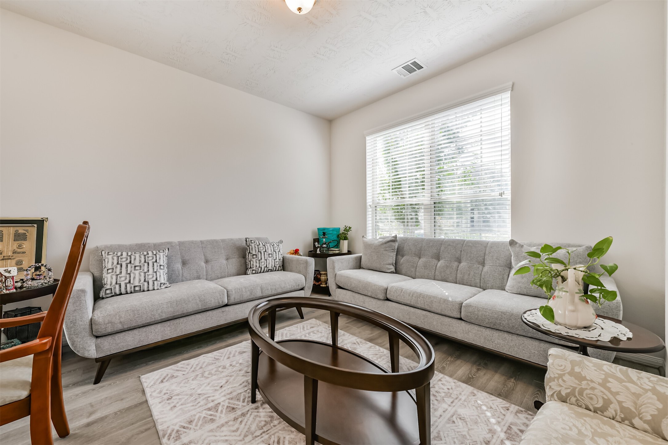 3806 Pantano Court Property Photo 7