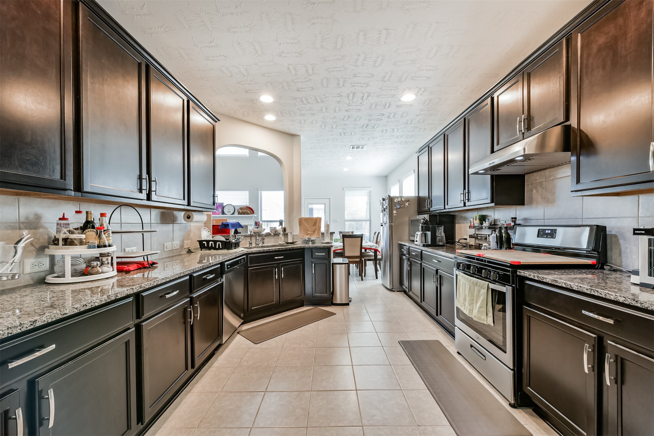 3806 Pantano Court Property Photo 13