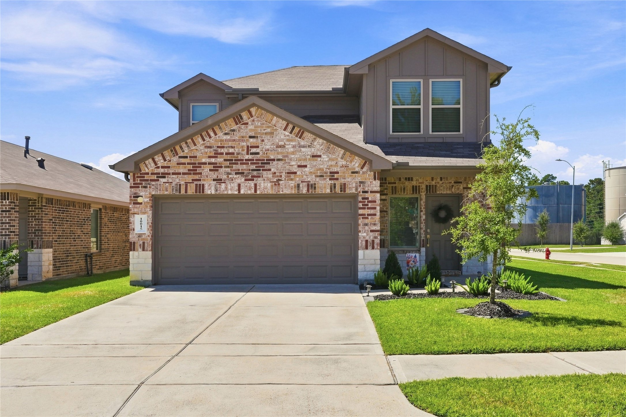 10015 Lavender Lane Property Photo 1