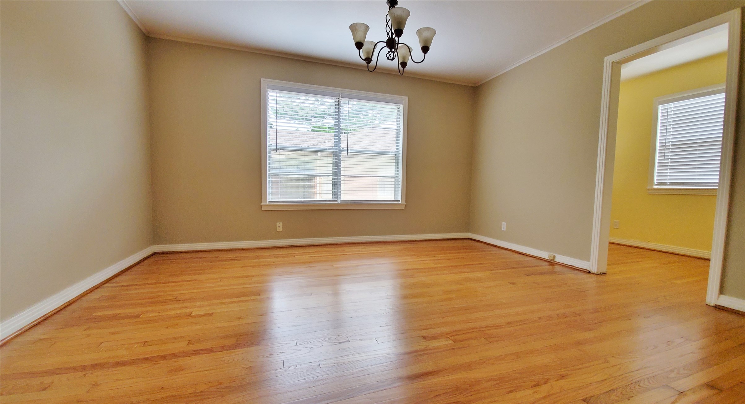 2018 Mcclendon Street Property Photo 3