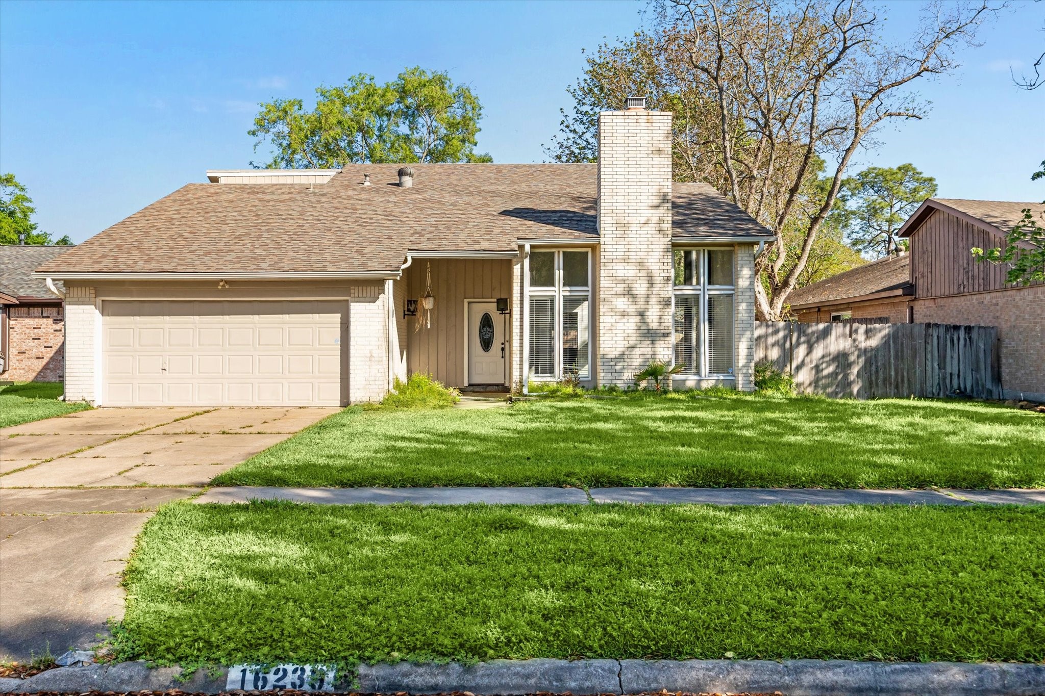 16239 Mill Point Drive Property Photo