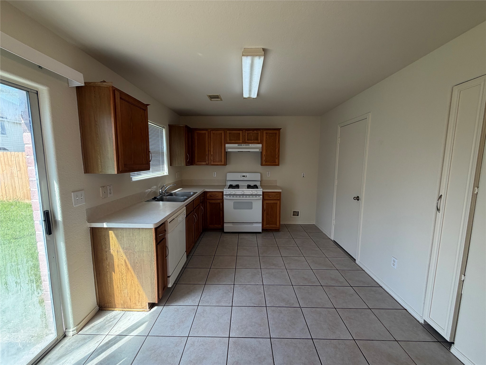 12608 Rio Lindo Street Property Photo 9