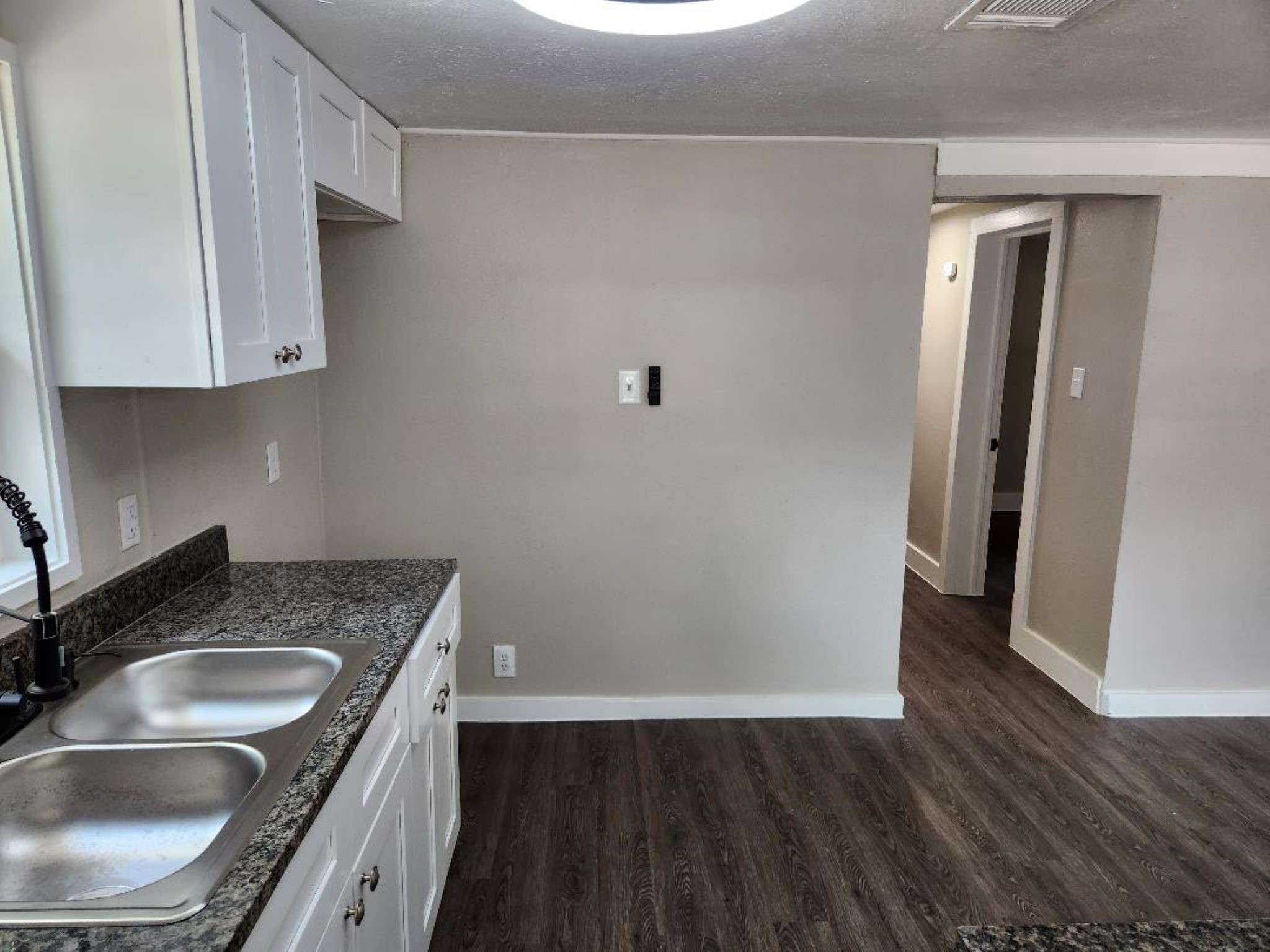 728 Hudson Road Property Photo 13