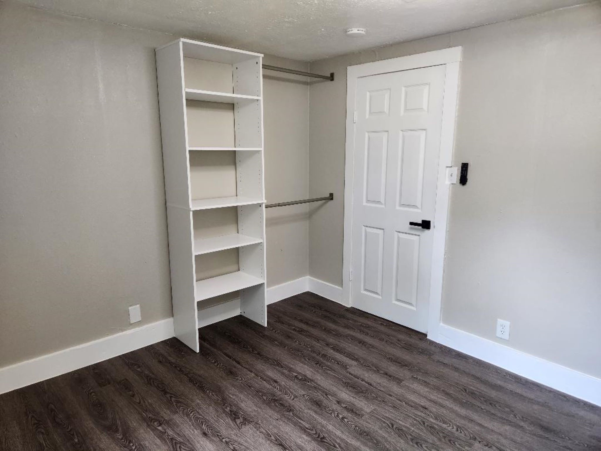 728 Hudson Road Property Photo 15