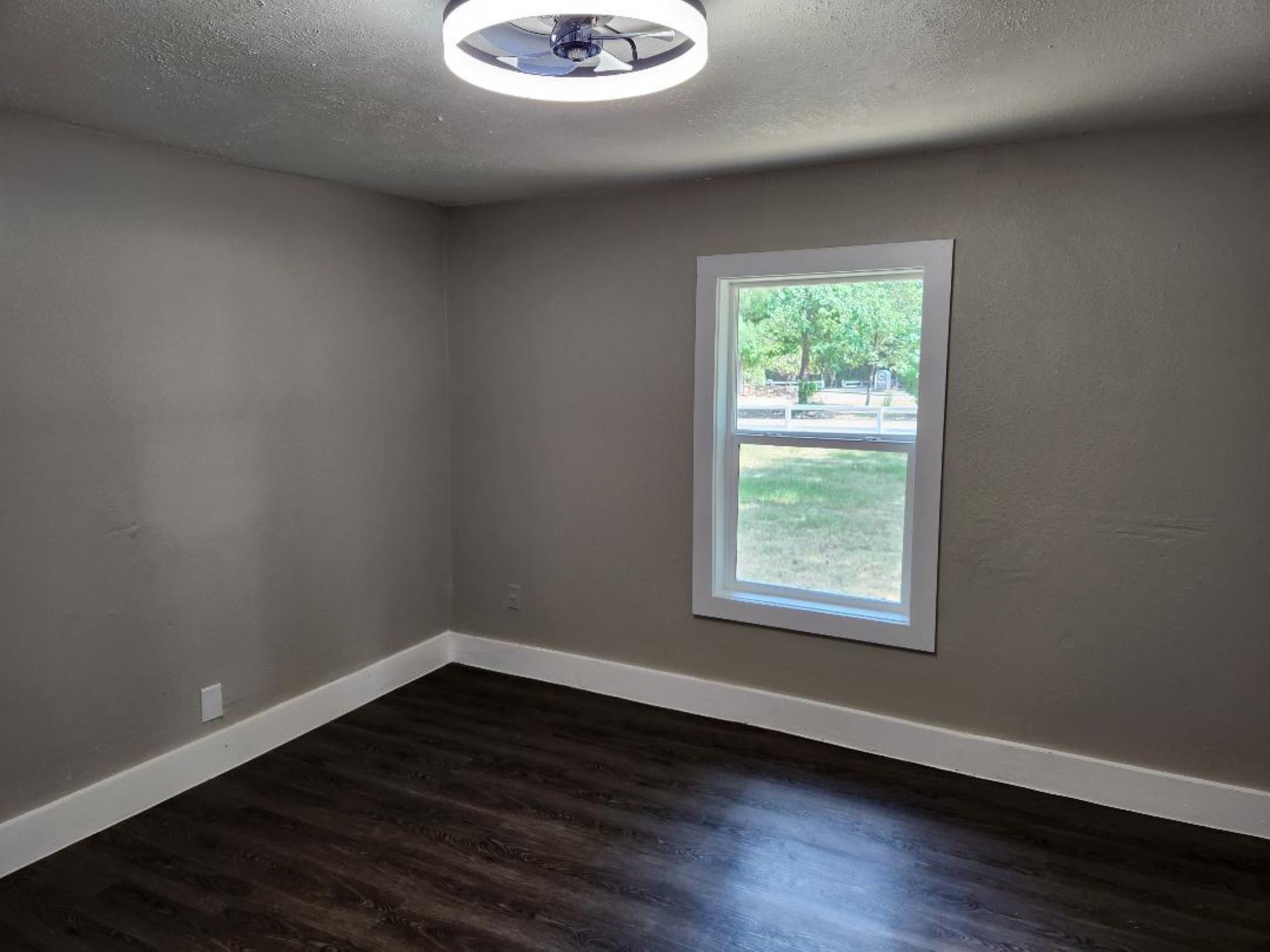 728 Hudson Road Property Photo 16