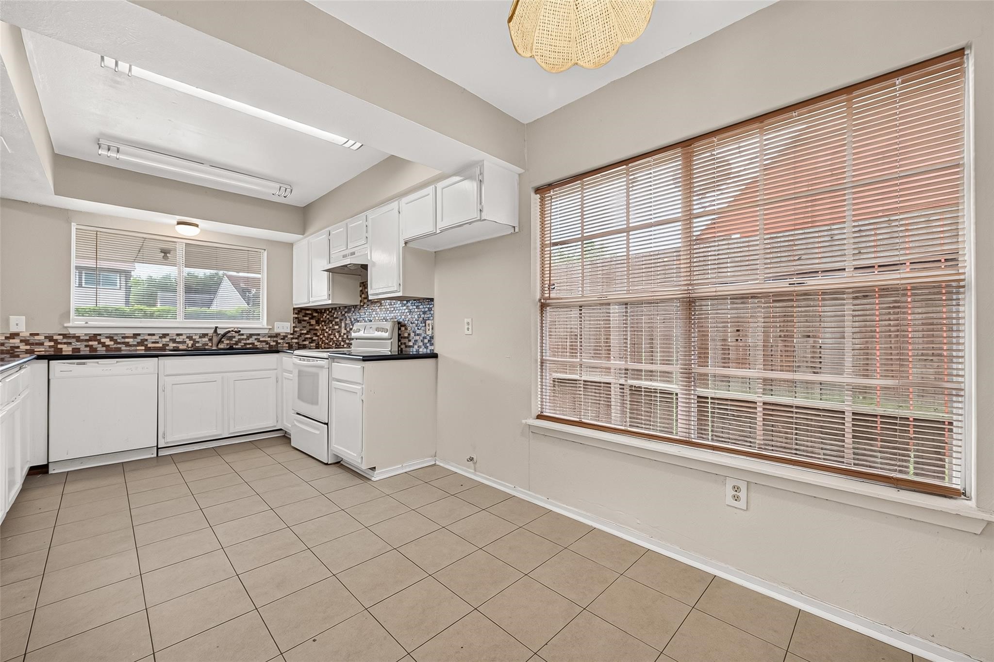 16707 Running Quail Court Property Photo 9