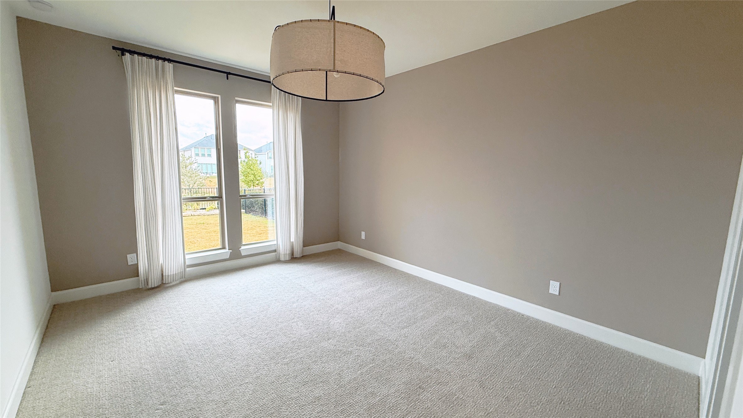 5603 Logan Ridge Lane Property Photo 26