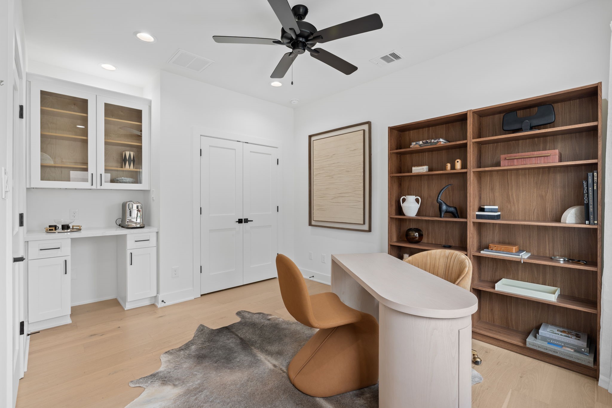 8706 Ojeman Villas Drive Property Photo 11