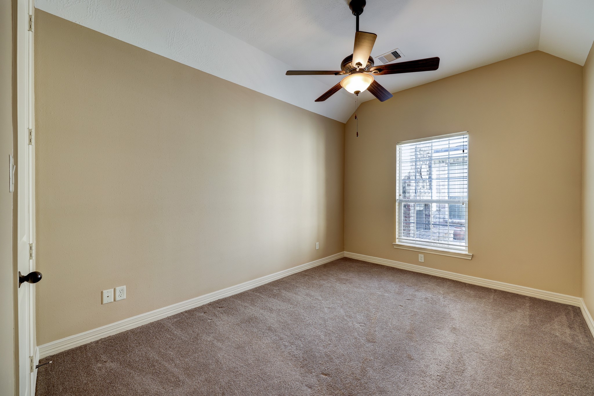 25522 Par Point Court Property Photo 25