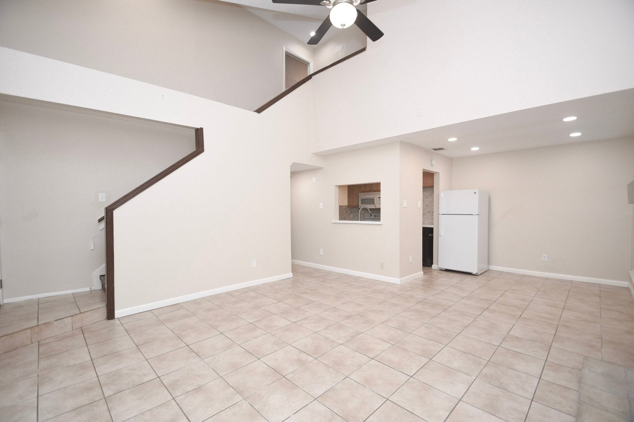 9536 Windswept Lane 9536 Property Photo 3