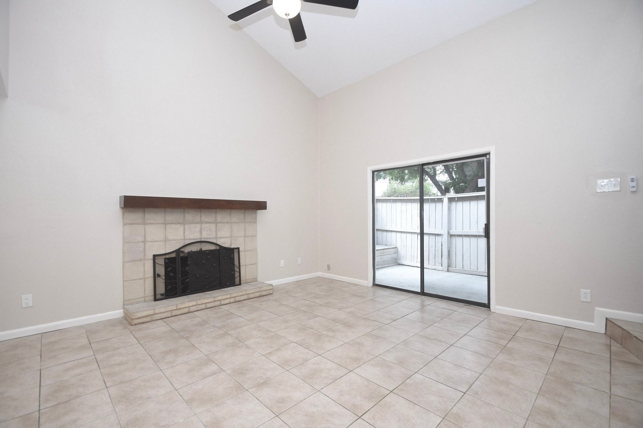 9536 Windswept Lane 9536 Property Photo 4