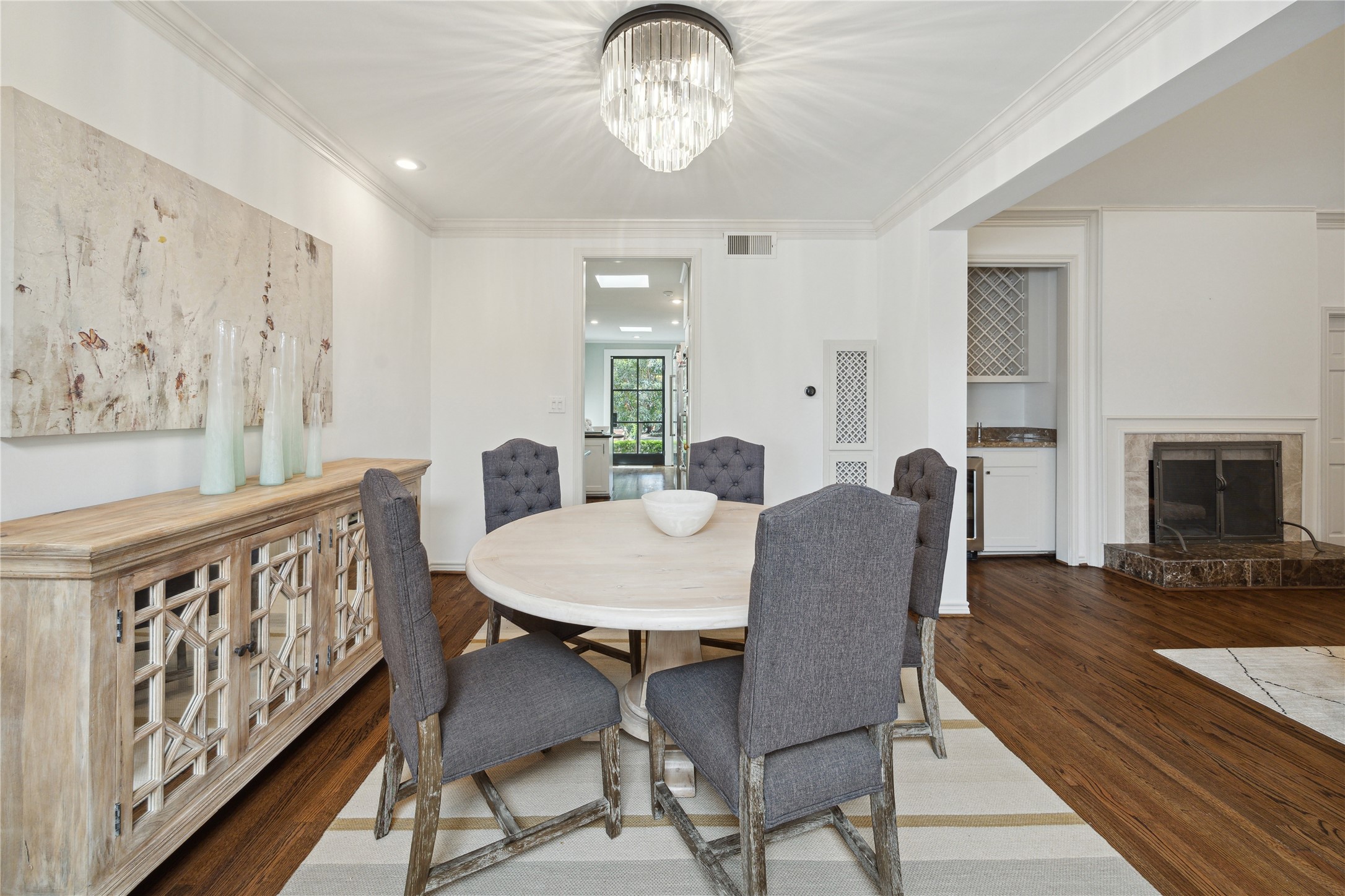 10 S Briar Hollow Lane 87 Property Photo 18