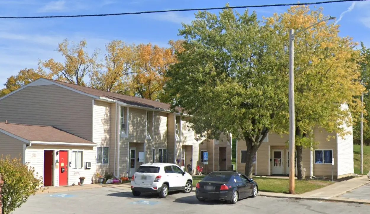 416 Beech St Property Photo 2