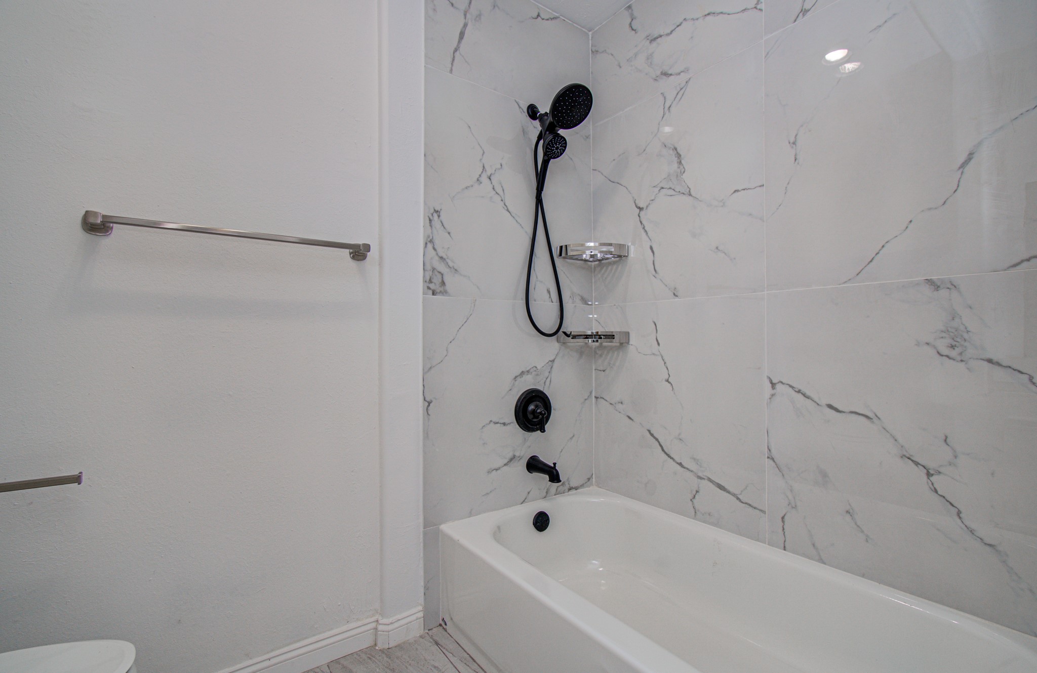 8820 Bissonnet Street Property Photo 16