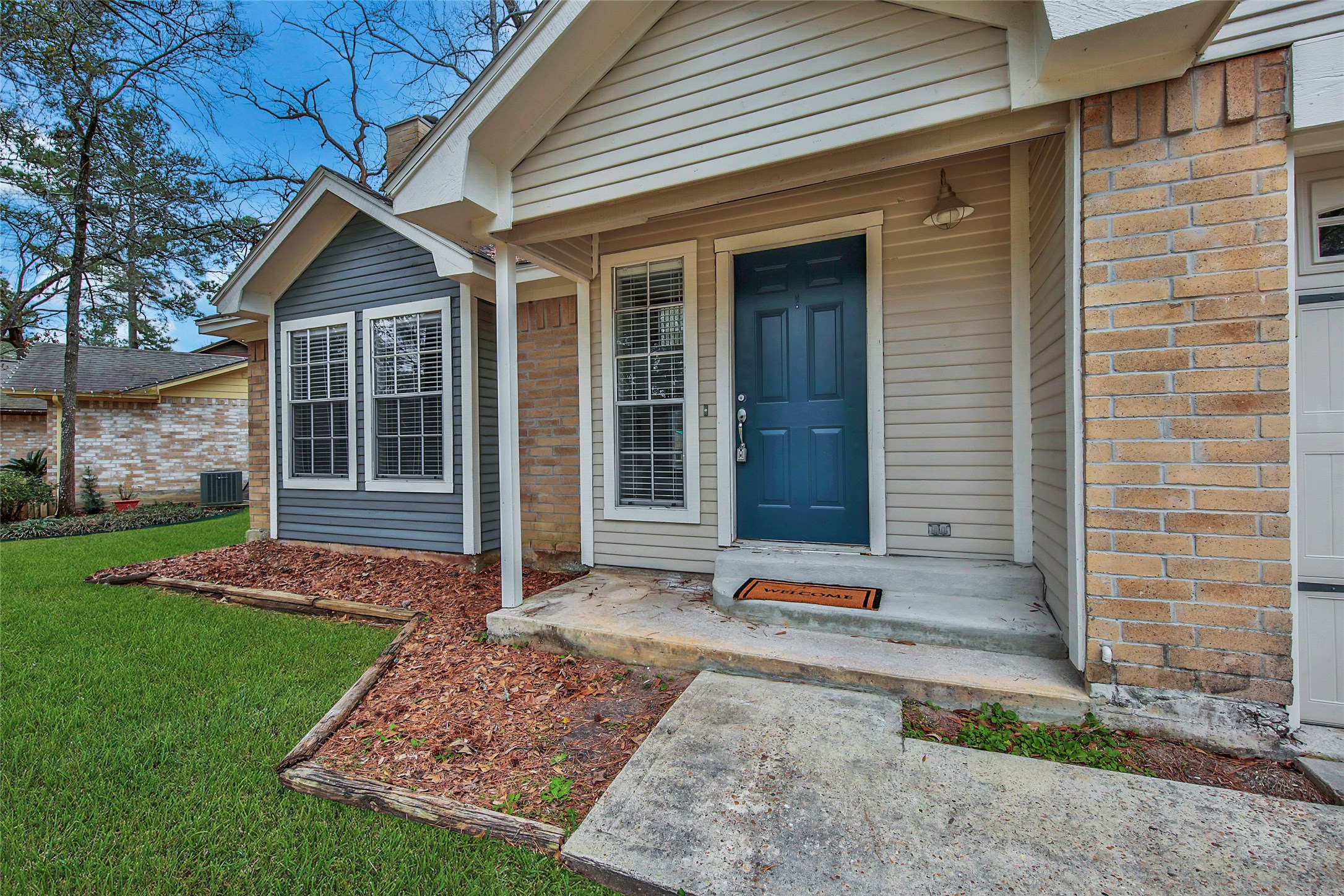 32 E Lance Leaf Road Property Photo 2