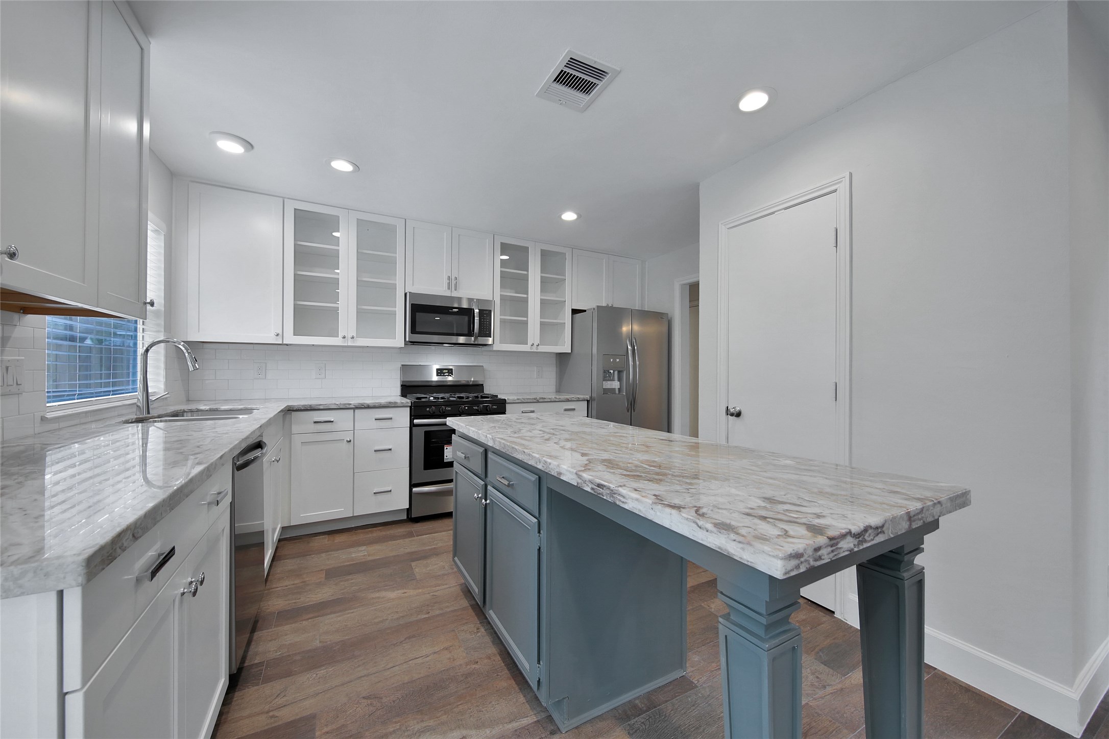 32 E Lance Leaf Road Property Photo 4