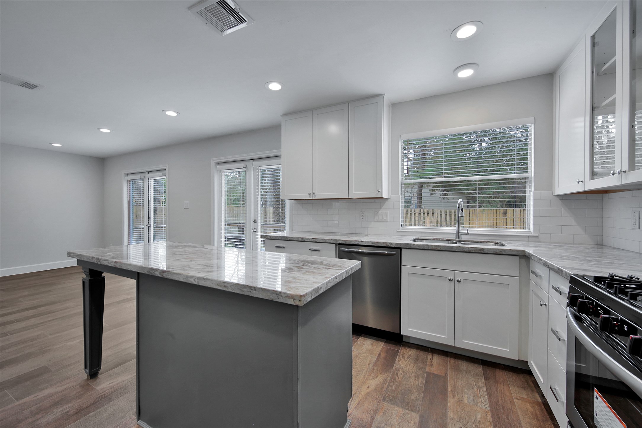 32 E Lance Leaf Road Property Photo 6