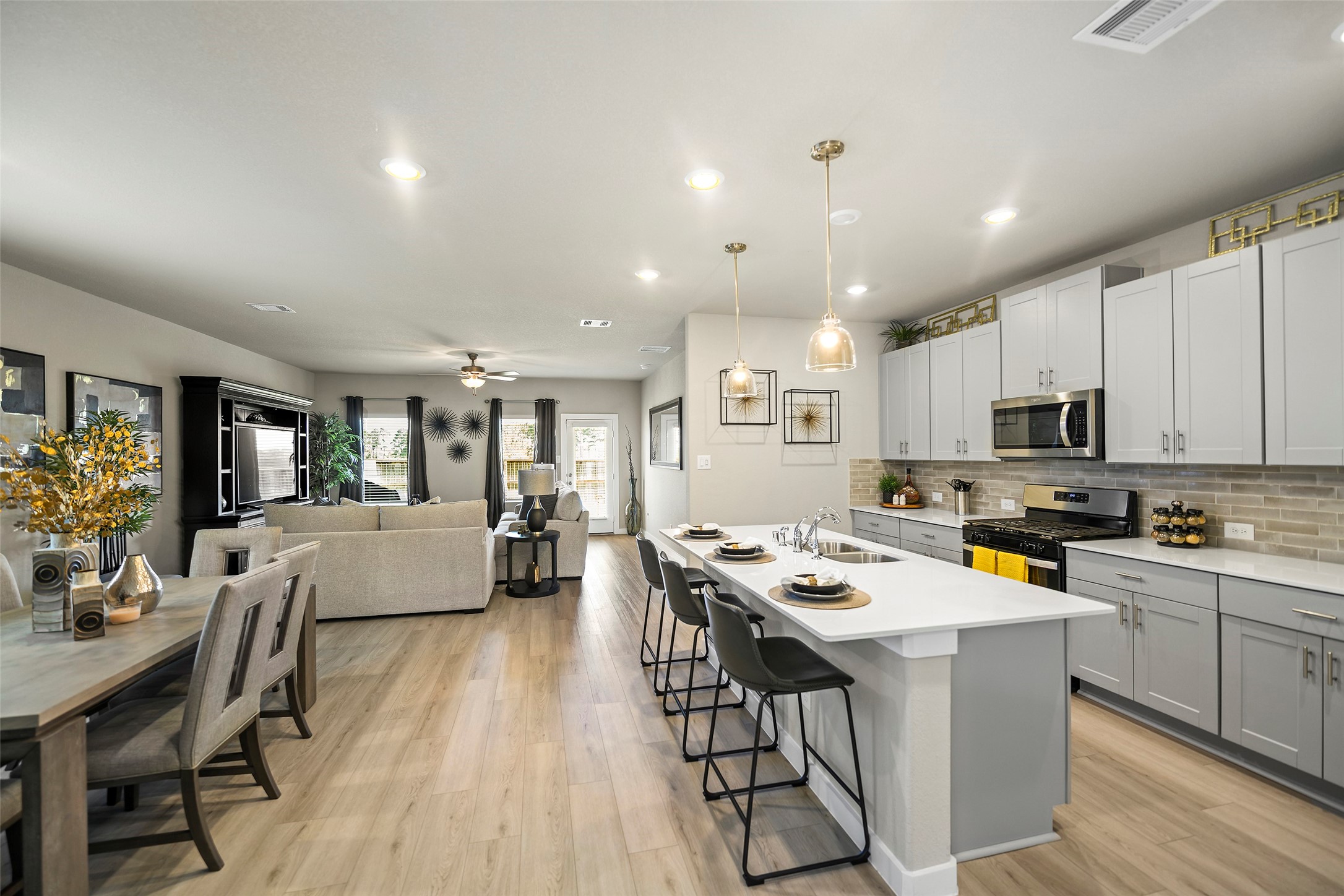 14122 Greystone Terrace Street Property Photo 14