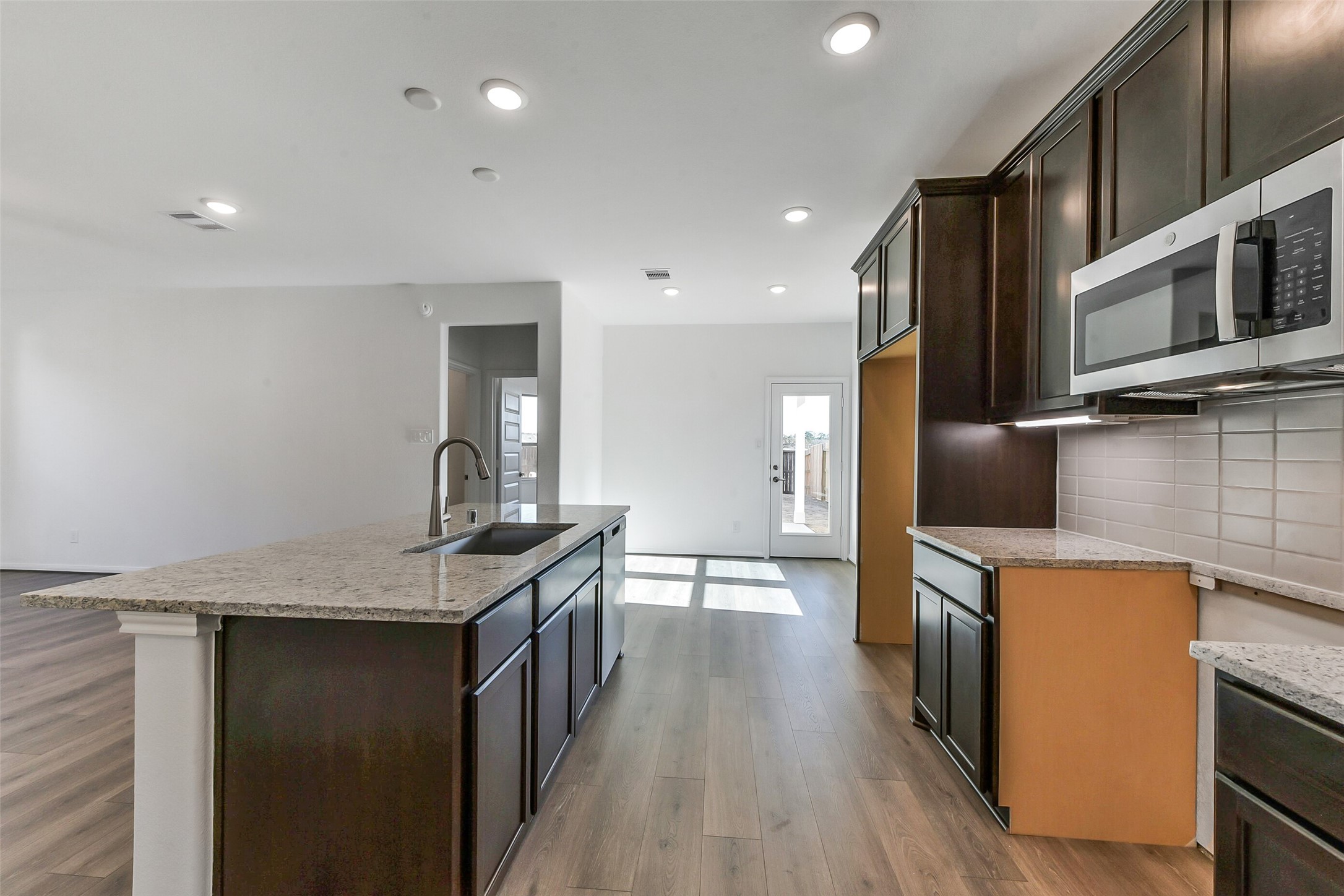 4229 Red Cedar Ring Lane Property Photo 13
