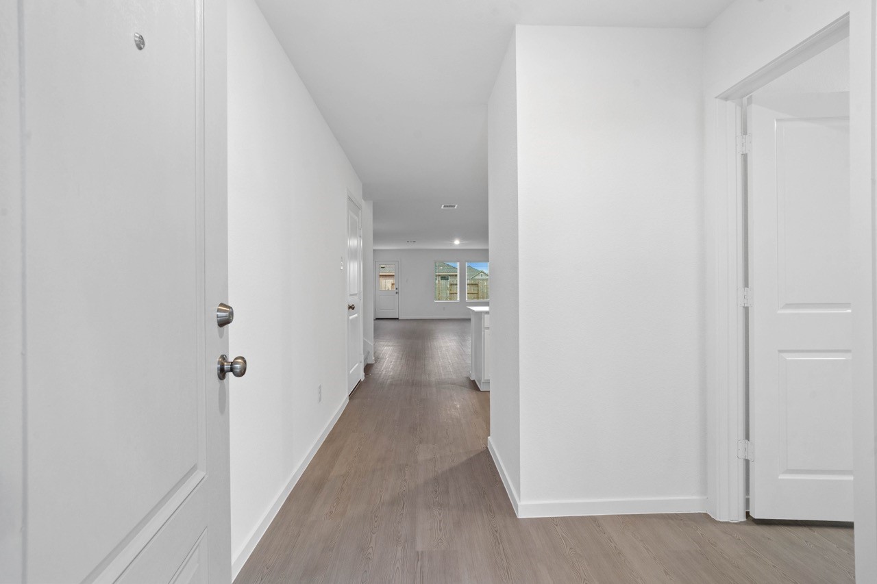 2074 Solstice Landing Drive Property Photo 4