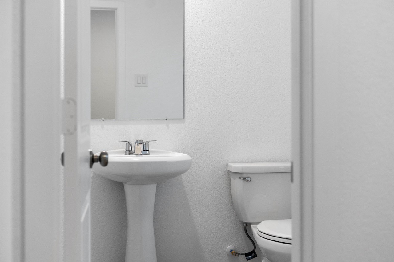 2074 Solstice Landing Drive Property Photo 6