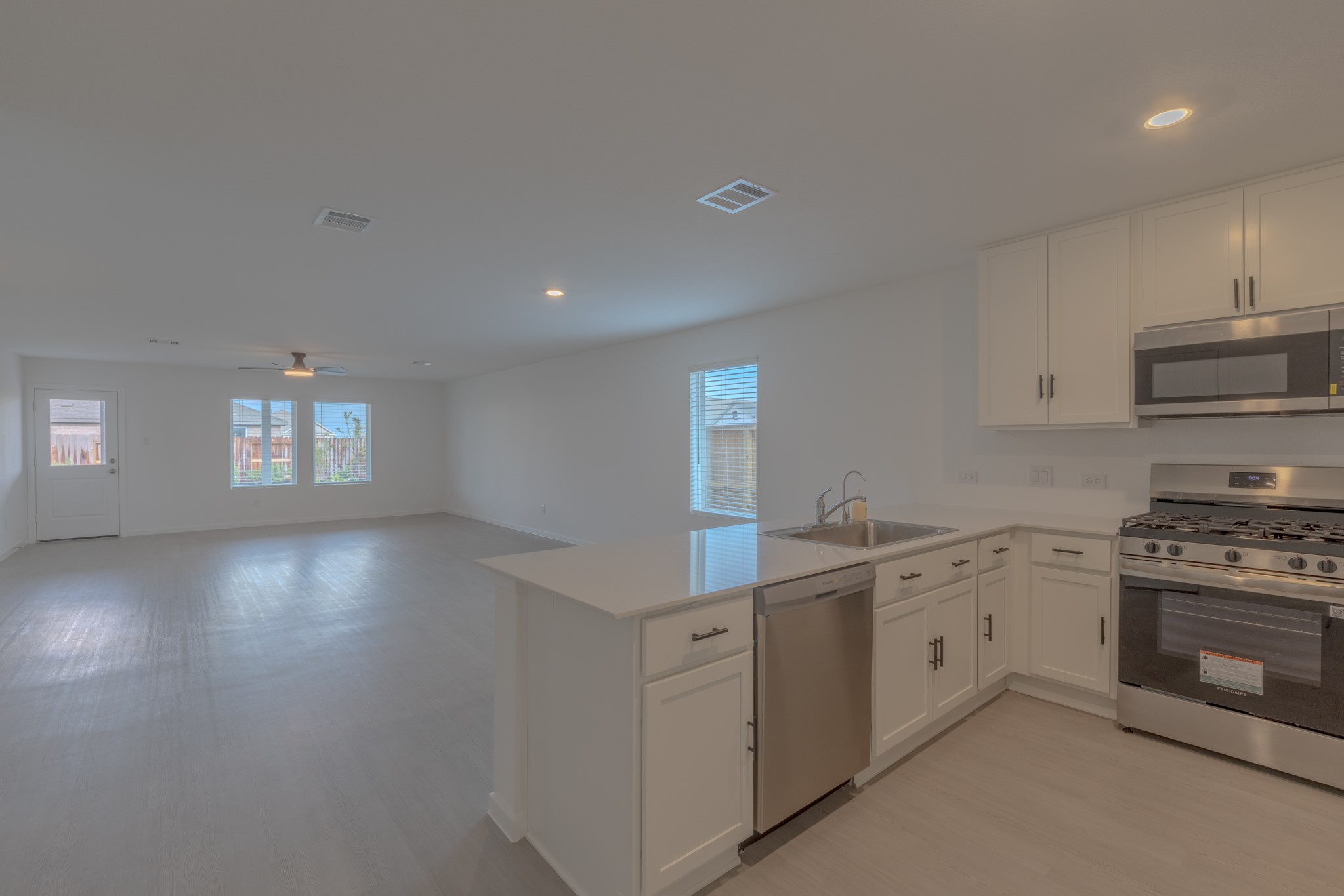 2074 Solstice Landing Drive Property Photo 7