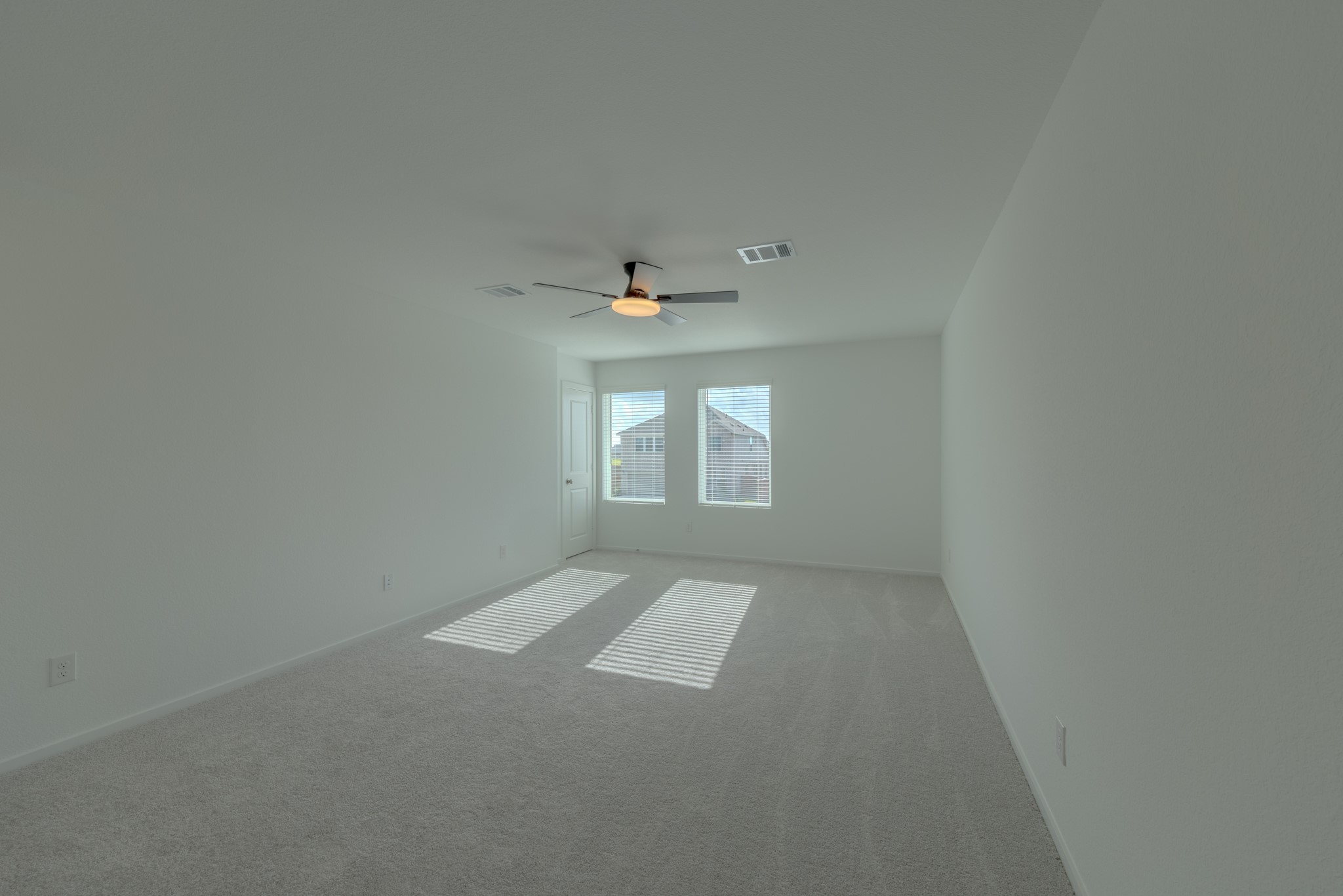 2074 Solstice Landing Drive Property Photo 28