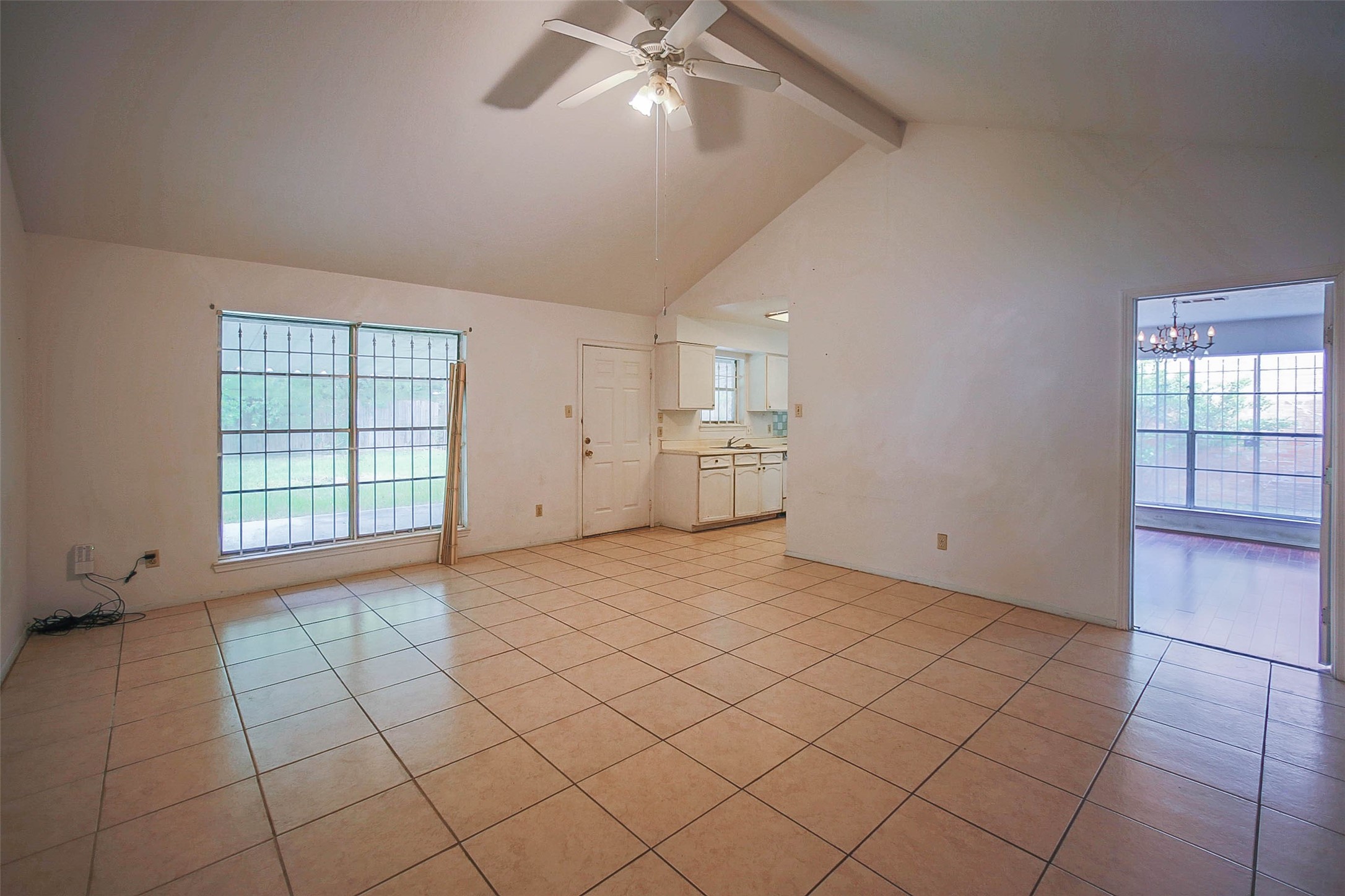 7010 Captain Drive Property Photo 7