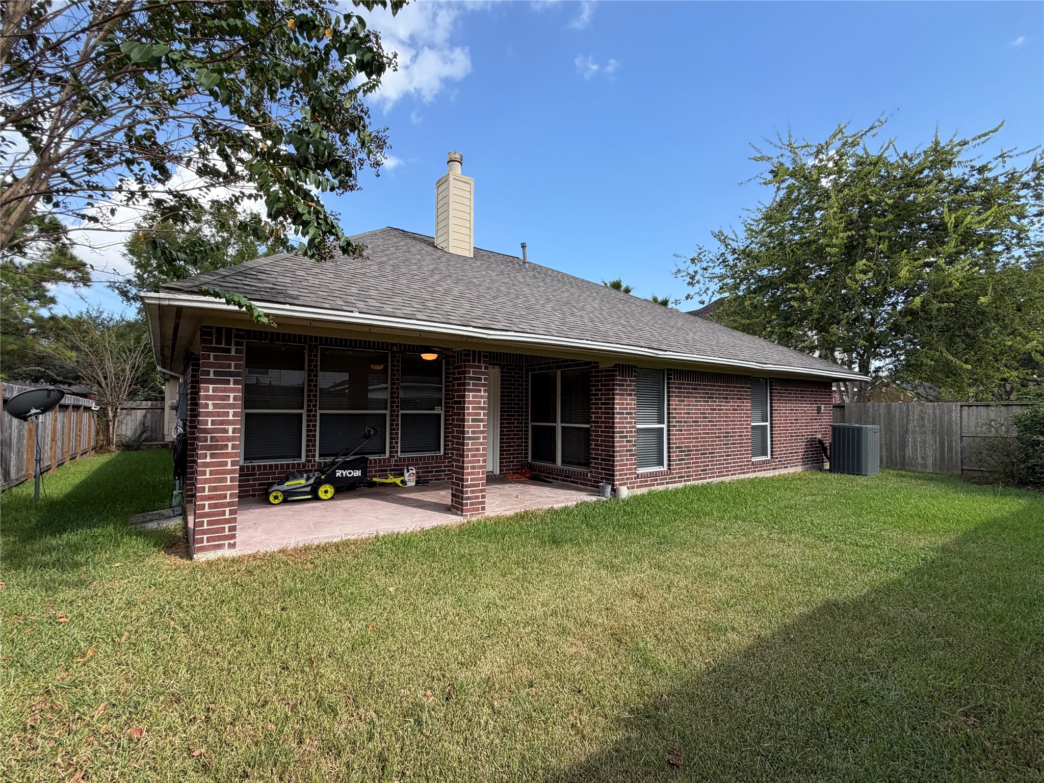 3314 Stonehurst Court Property Photo 14