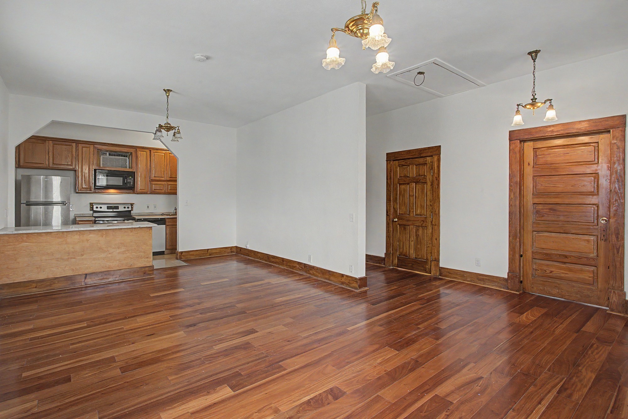 1813 29th Street Property Photo 4