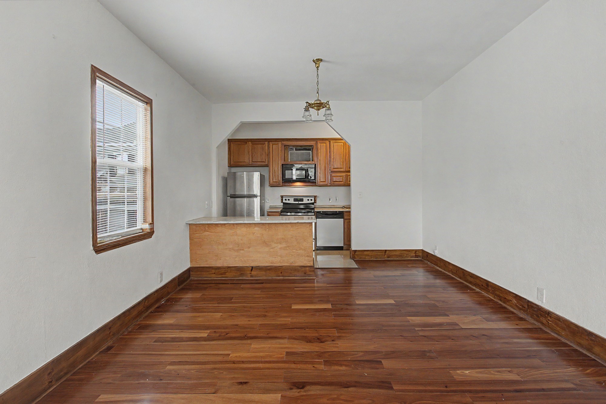 1813 29th Street Property Photo 6