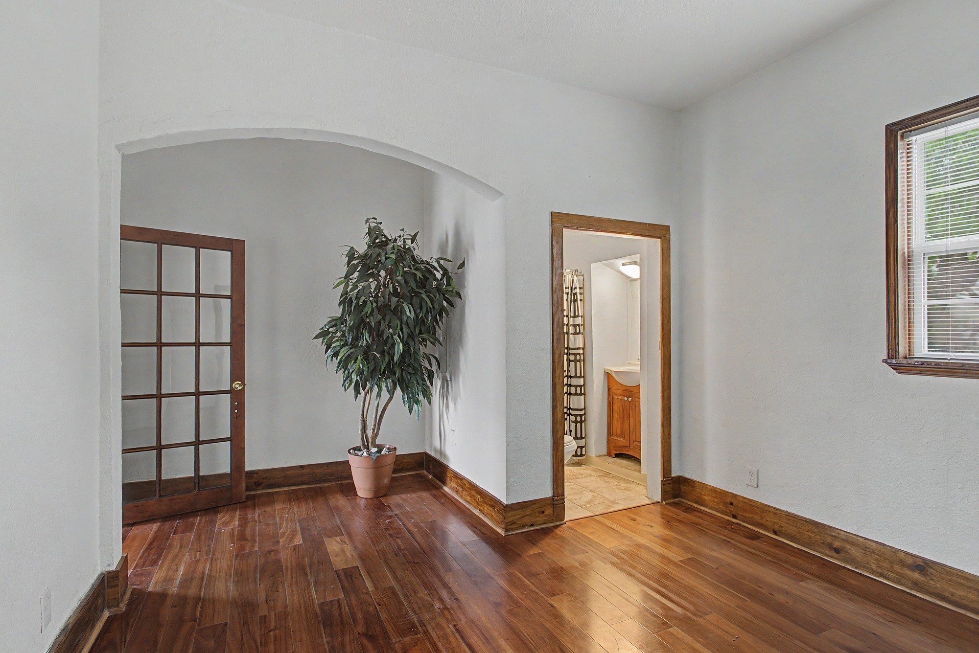 1813 29th Street Property Photo 9