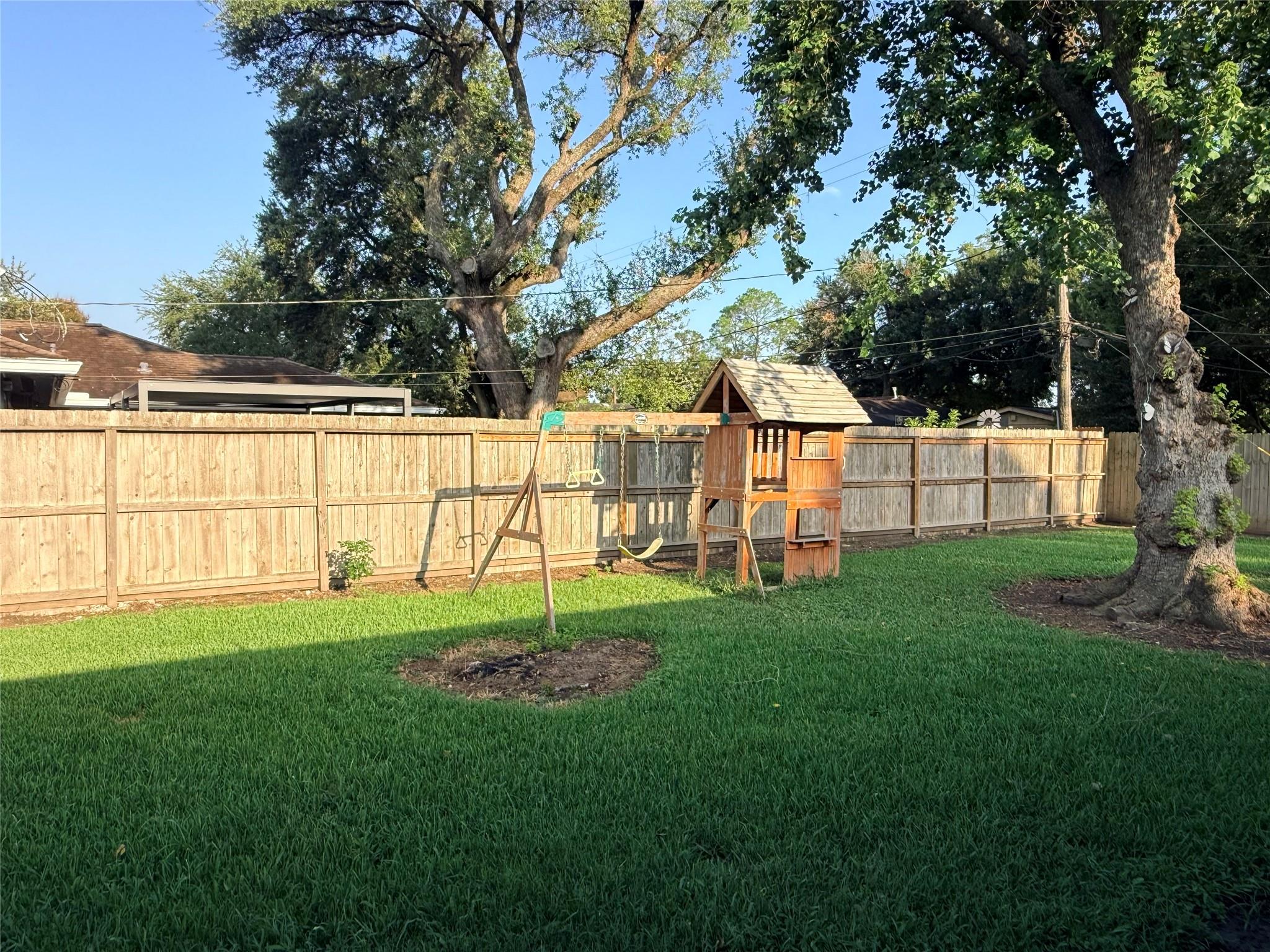 8506 Glenbrae Street, Houston Tx 77061 Property Photo 10
